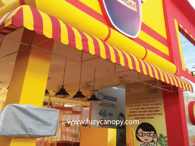 bentuk kanopi kain untuk tempat usaha