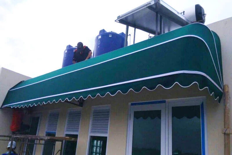 kanopi cafe minimalis lengkung